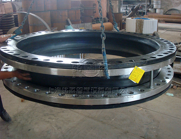 上海駱盈向河南晉開化工相關(guān)項目配套<a href=https://www.huanjingjz.com target=_blank class=infotextkey>橡膠接頭</a>