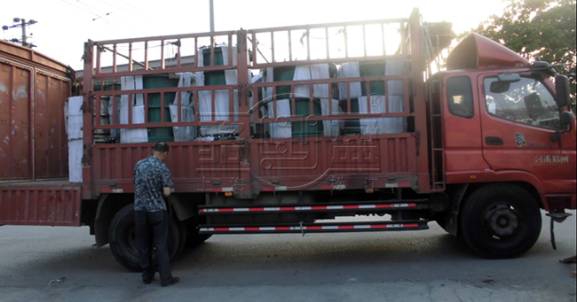 <a href=http://www.cdjdjjwz.cn.cn target=_blank class=infotextkey>雙球體橡膠接頭</a>發(fā)貨現(xiàn)場