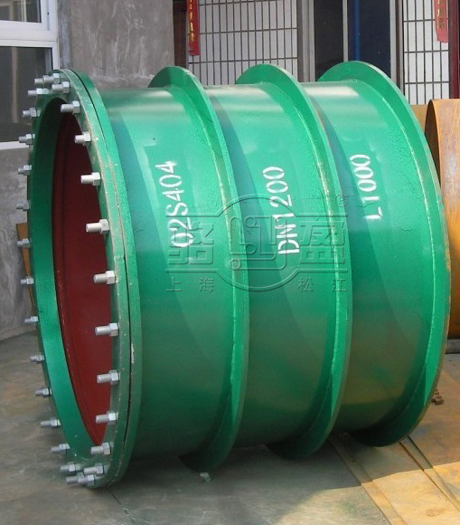 駱盈橡膠接頭生產(chǎn)車間