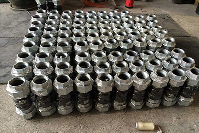 <a href=http://www.cdjdjjwz.cn.cn target=_blank class=infotextkey>絲扣橡膠接頭</a>安徽省宿州市埇橋區(qū)生產(chǎn)廠家